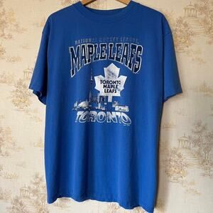 Vintage 90s Toronto Maple Leafs T-Shirt | Faded Graphic | Size L